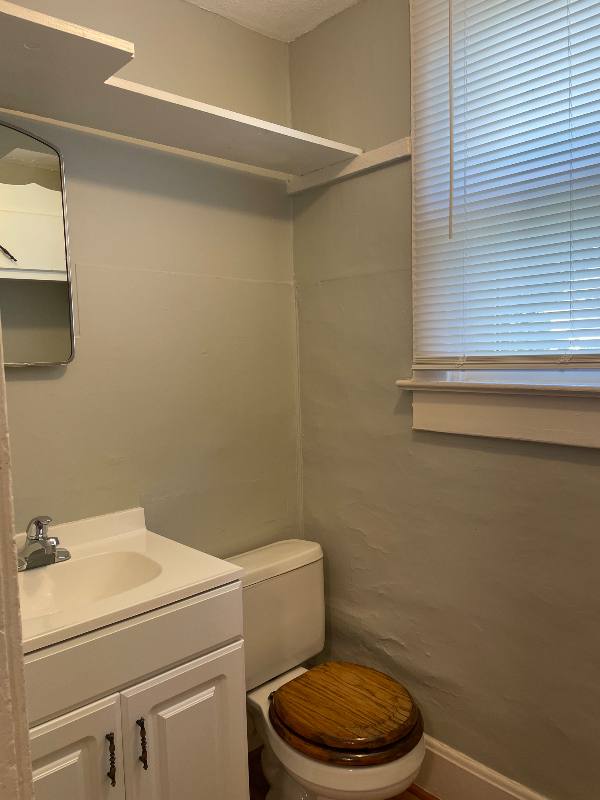 Apartment for rent at 22 Hendricks Place #22, Indianapolis, IN 46201
