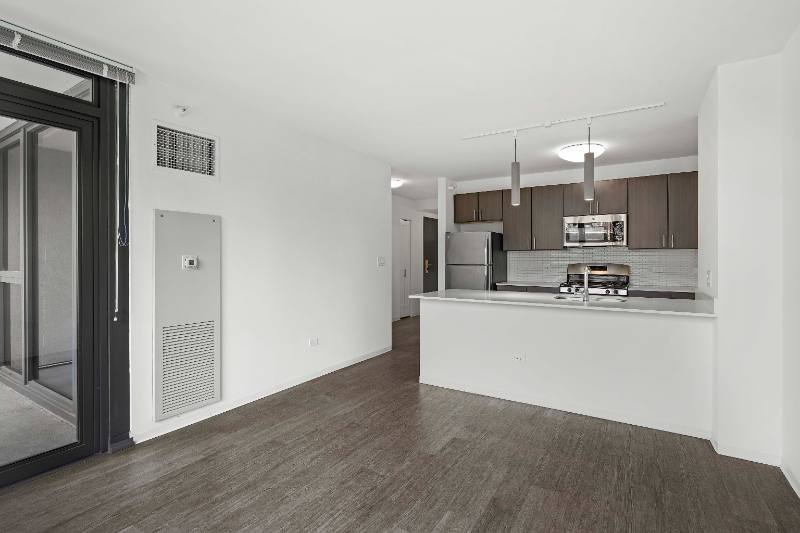 Apartment for rent at 176 W Superior St, Chicago, IL 60654