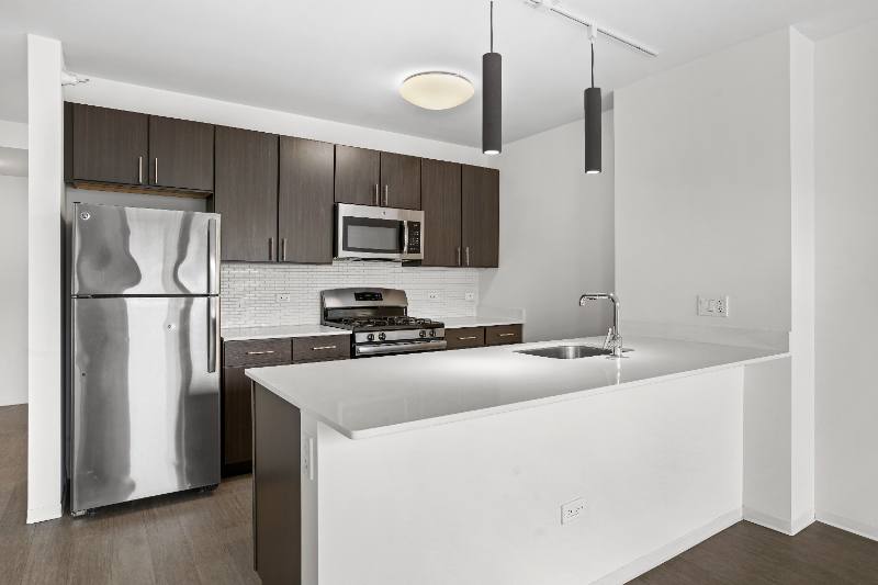 Apartment for rent at 176 W Superior St, Chicago, IL 60654