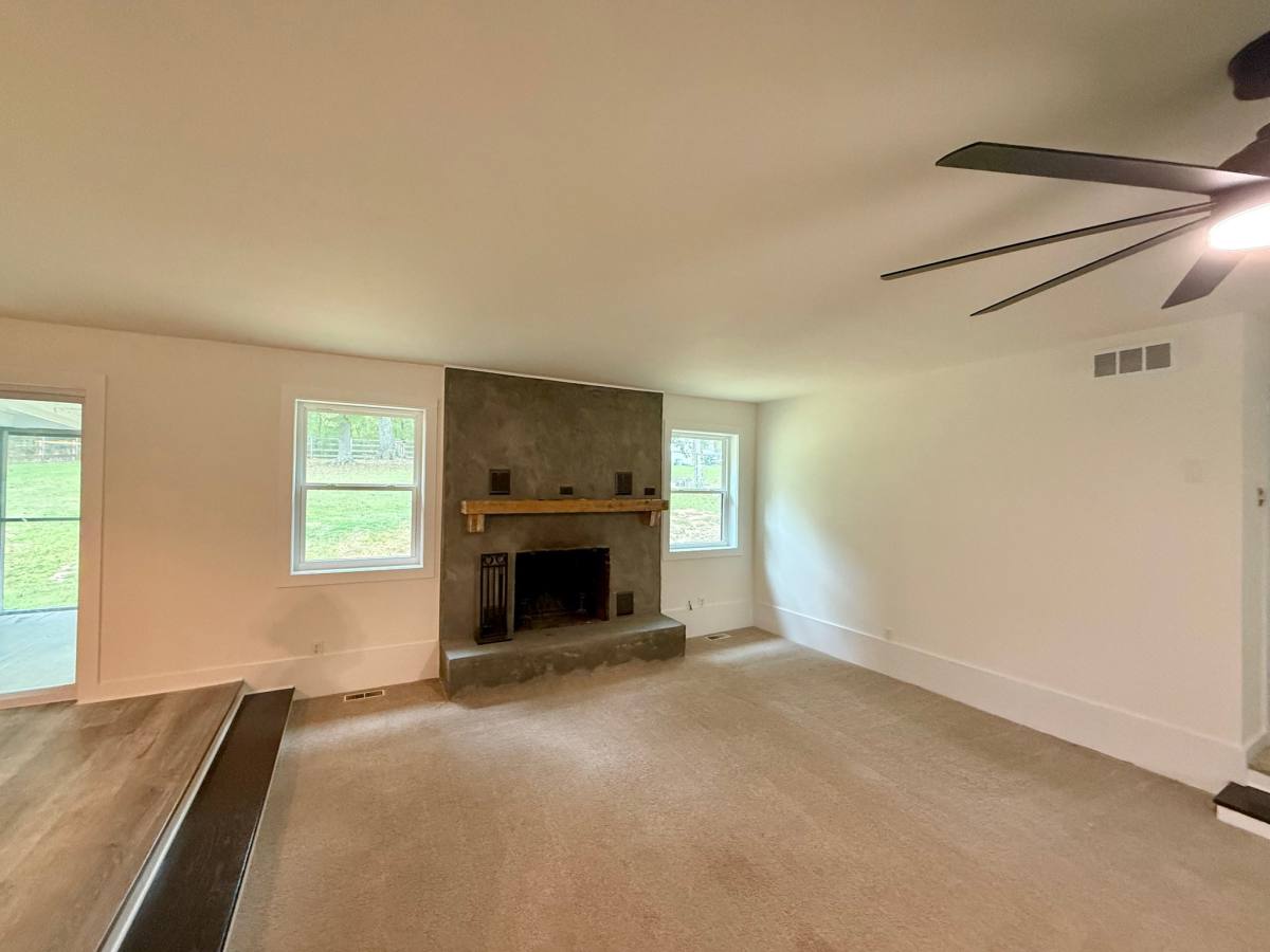 House for rent at 108 Allen Rd, Hiram, GA 30141