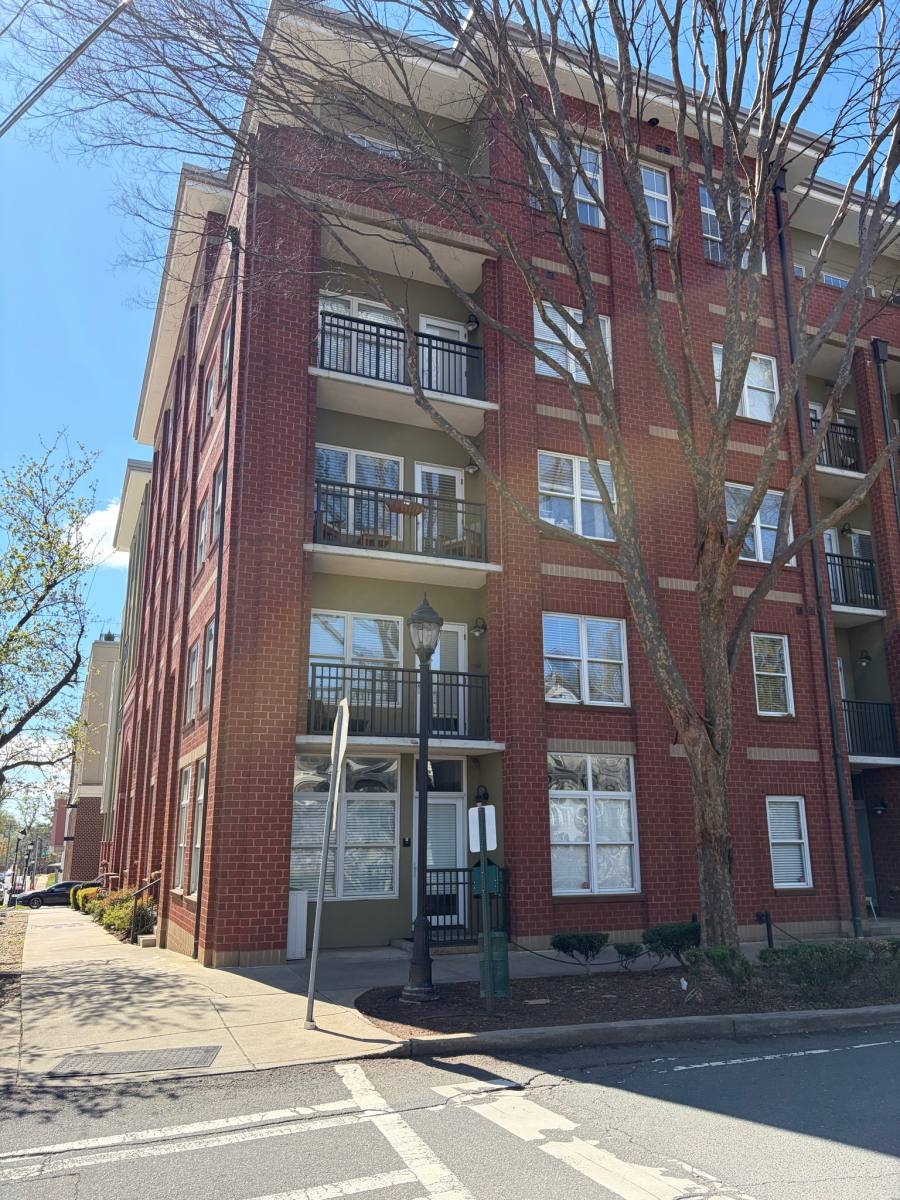 Apartment for rent at 1320 Fillmore Ave #325, Charlotte, NC 28203