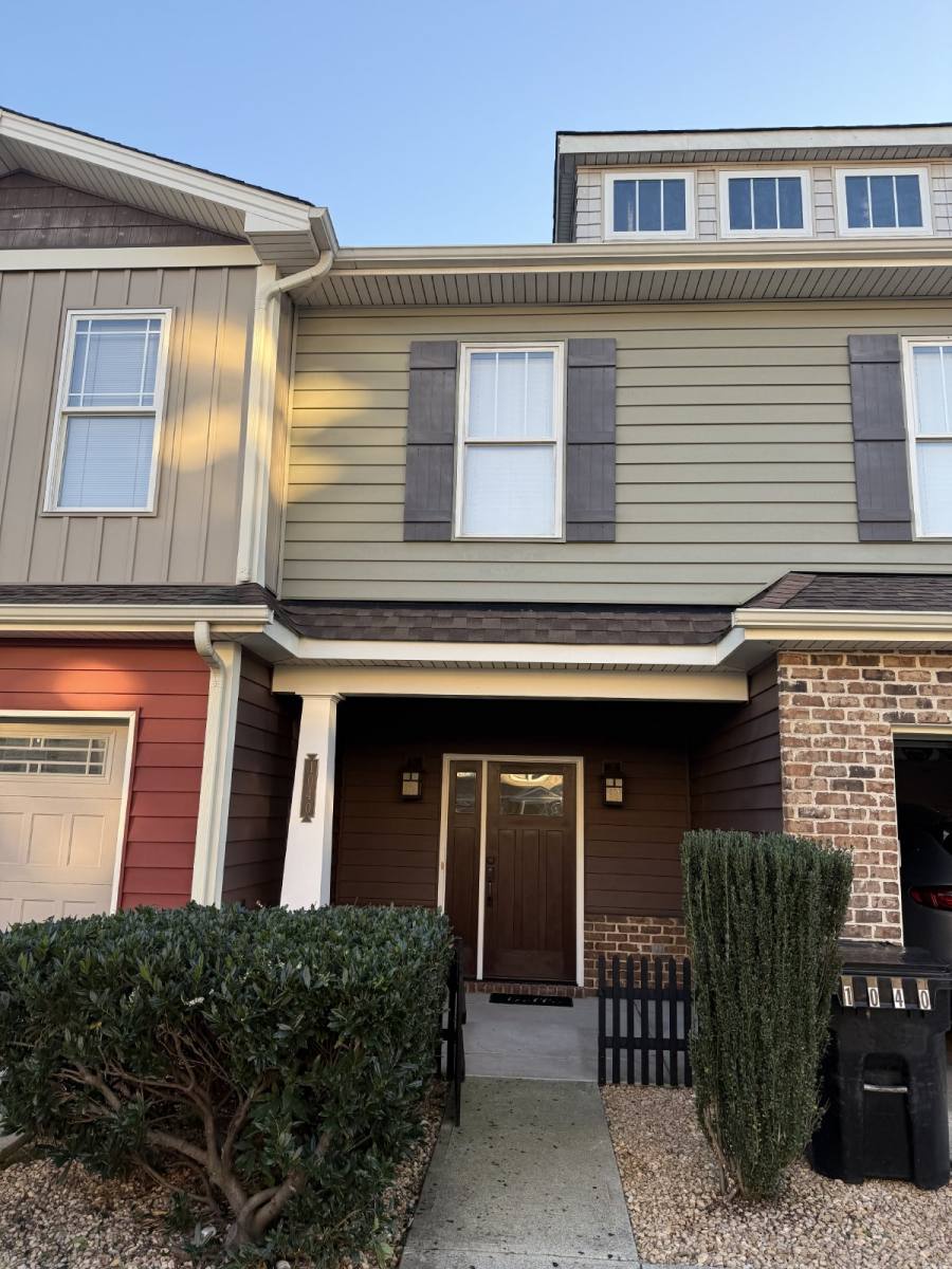 Townhouse for rent at 1040 Commonwealth Circle, Forest, VA 24551