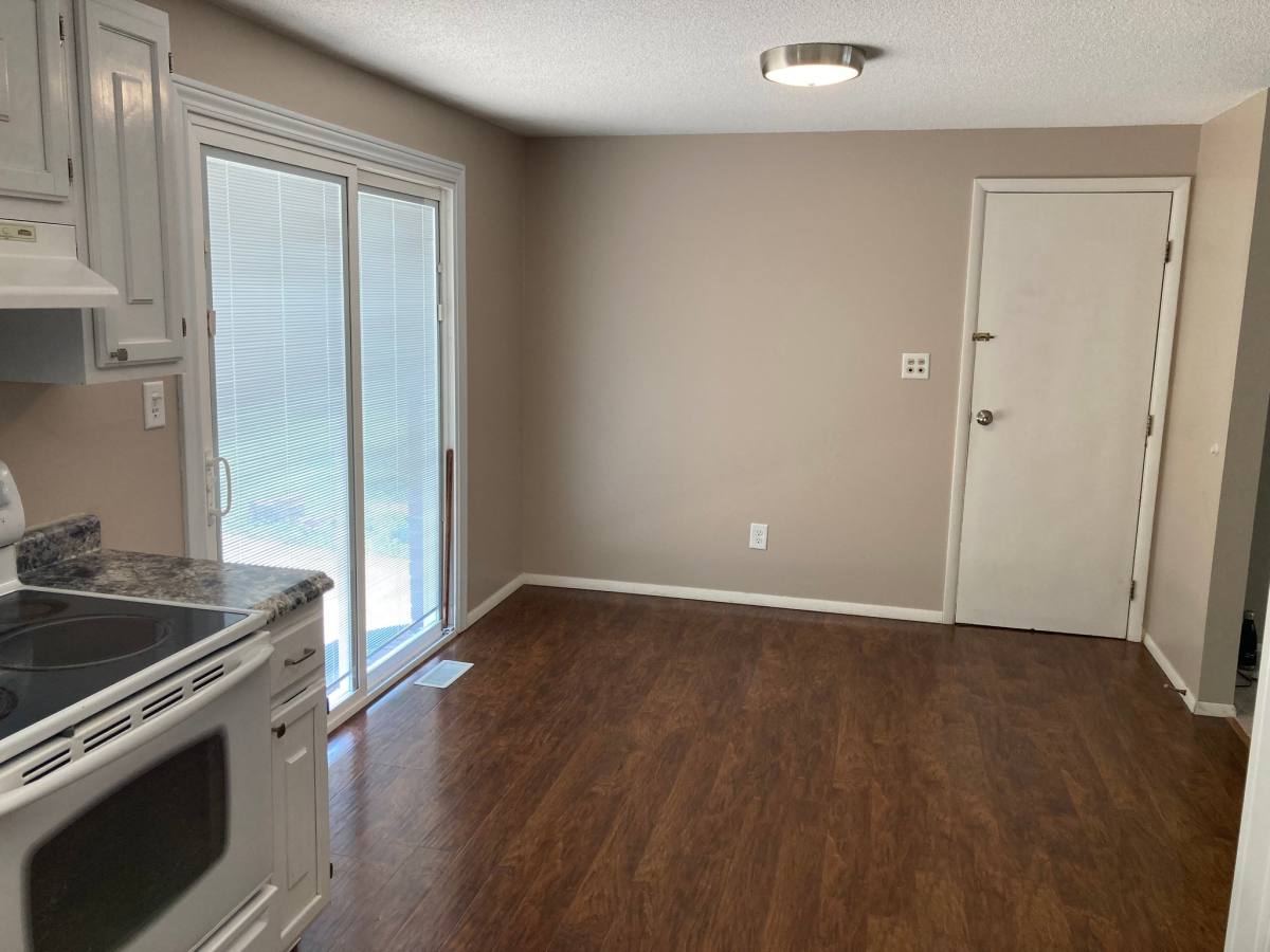 House for rent at 585 Meadowview Lane, Greenwood, IN 46142