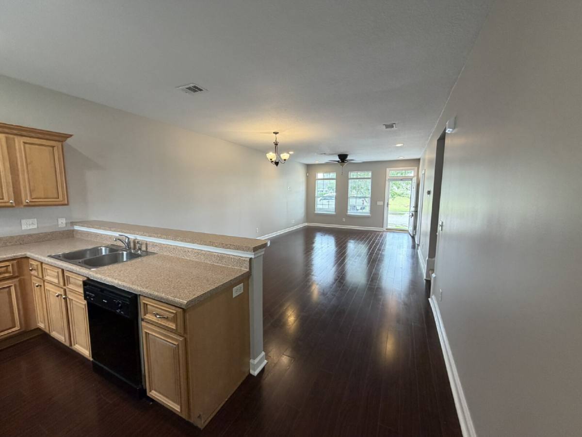 House for rent at 607 Atkinson Dr, Hinesville, GA 31313