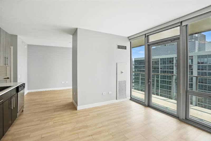 Apartment for rent at 330 E Wacker Dr, Chicago, IL 60601