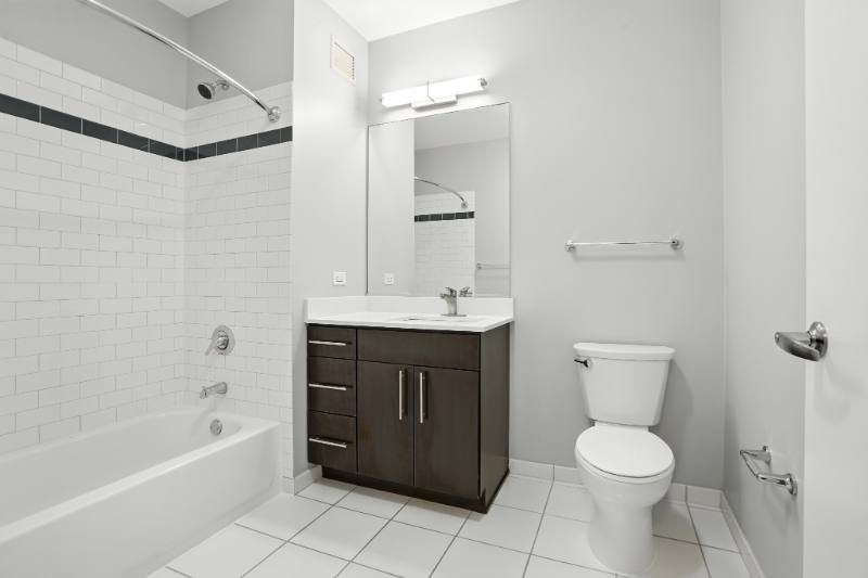 Apartment for rent at 330 E Wacker Dr, Chicago, IL 60601