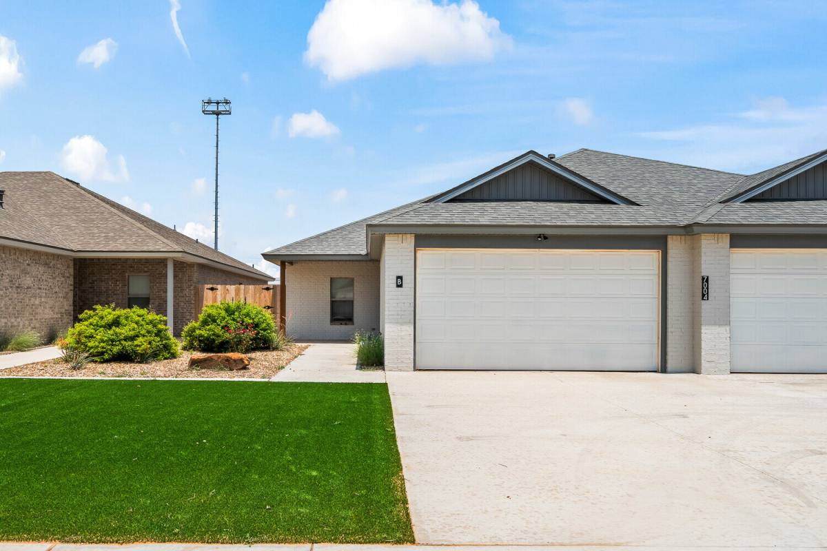 Townhouse for rent at 7010 40th St #A, Lubbock, TX 79407