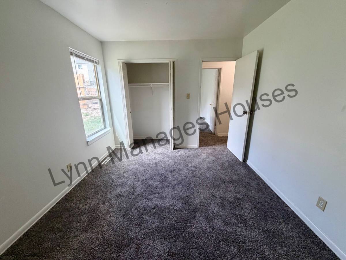 Townhouse for rent at 611 W 5th St, Cheyenne, WY 82007