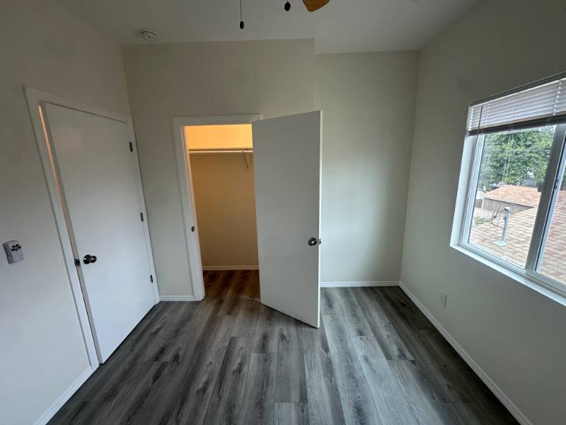 Apartment for rent at 2715 1 2 Alsace Ave #2715 One Half, Los Angeles, CA 90016