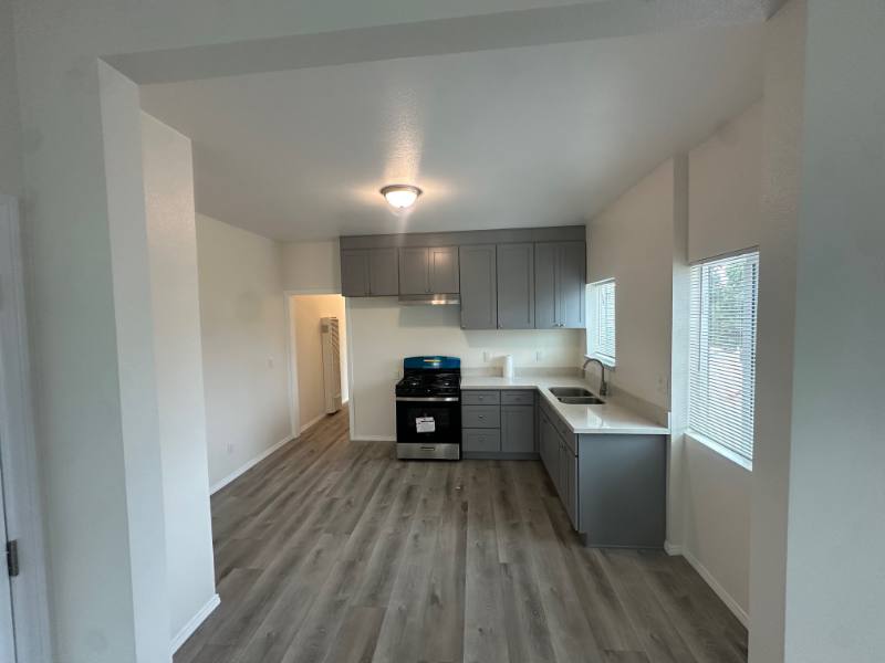 Apartment for rent at 2715 1 2 Alsace Ave #2715 One Half, Los Angeles, CA 90016