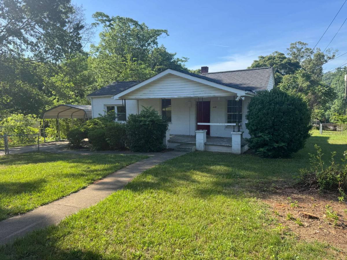 House for rent at 440 Buick St NE, Winston Salem, NC 27101