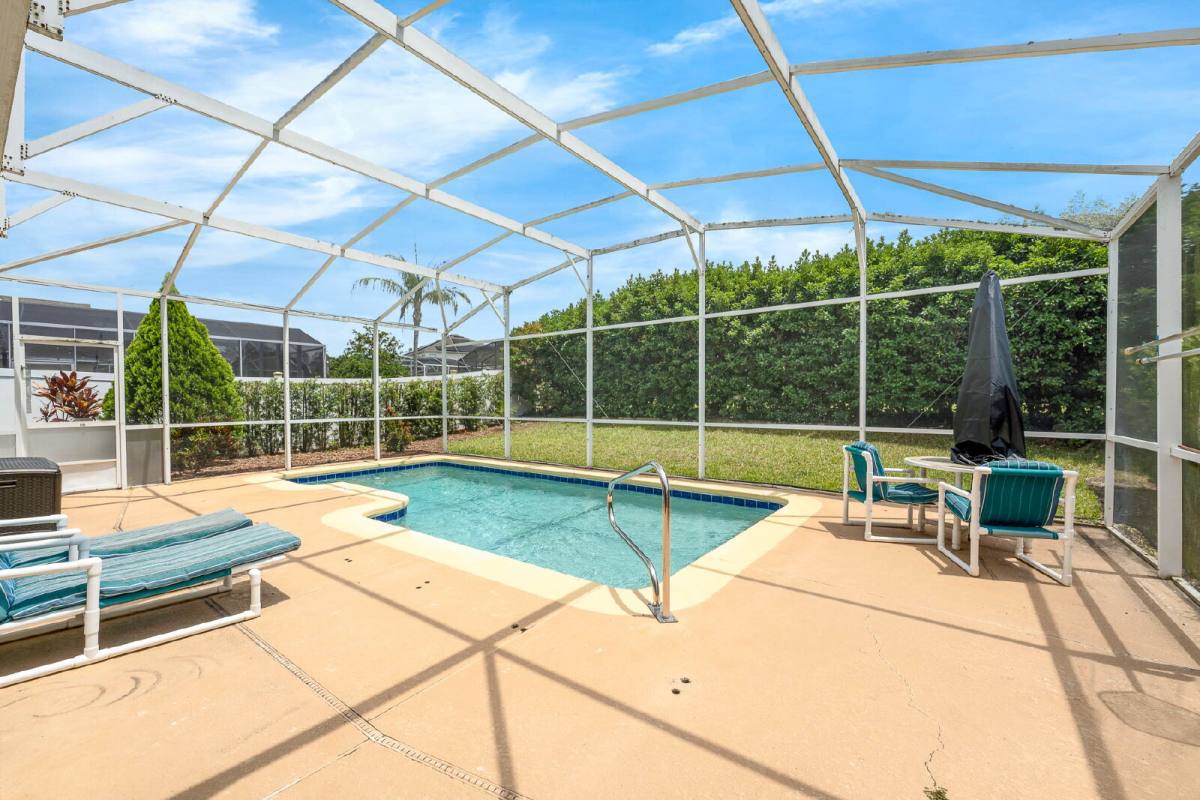 House for rent at 1151 N Hampton Dr, Davenport, FL 33897