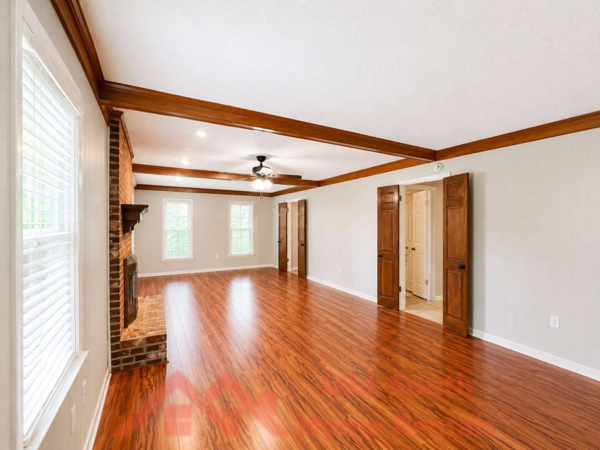 House for rent at 6934 Wynterhall Dr, Germantown, TN 38138