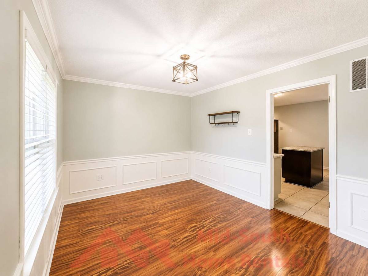 House for rent at 6934 Wynterhall Dr, Germantown, TN 38138