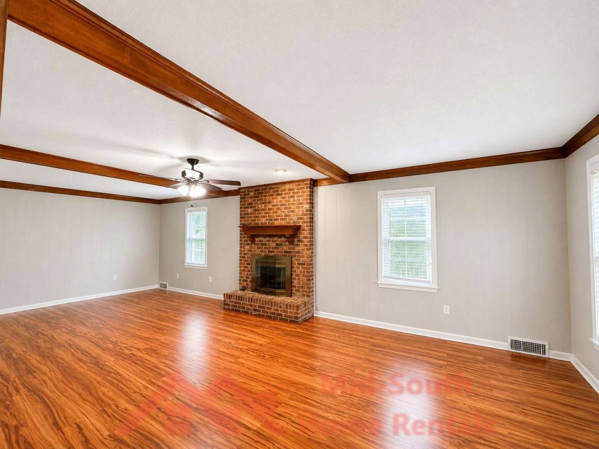 House for rent at 6934 Wynterhall Dr, Germantown, TN 38138