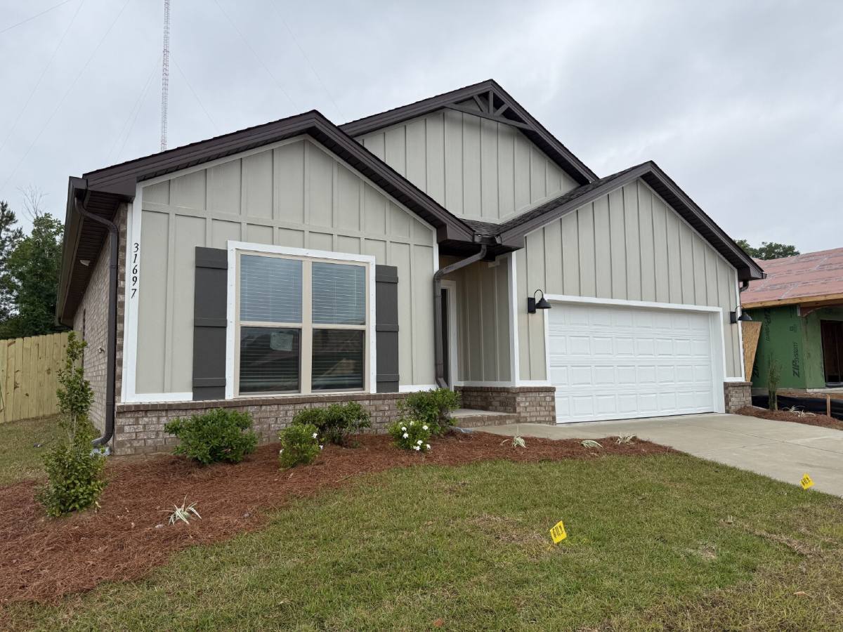 House for rent at 31697 Lyon Rd, Daphne, AL 36527