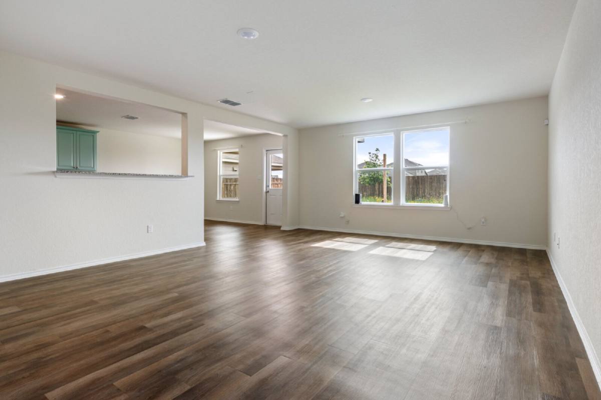 House for rent at 6110 Willow Point Blvd, San Antonio, TX 78219
