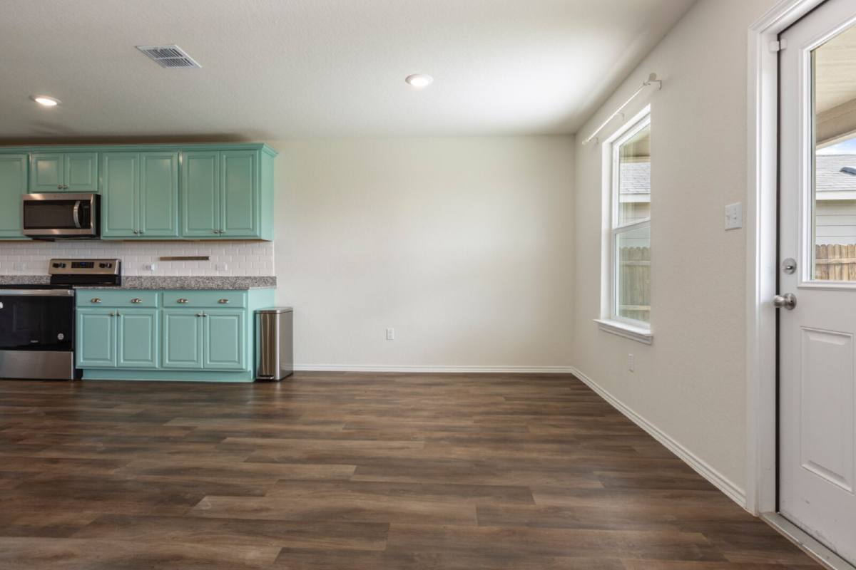 House for rent at 6110 Willow Point Blvd, San Antonio, TX 78219