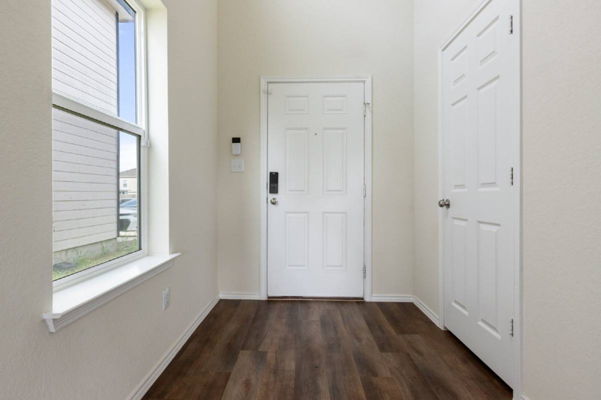 House for rent at 6110 Willow Point Blvd, San Antonio, TX 78219