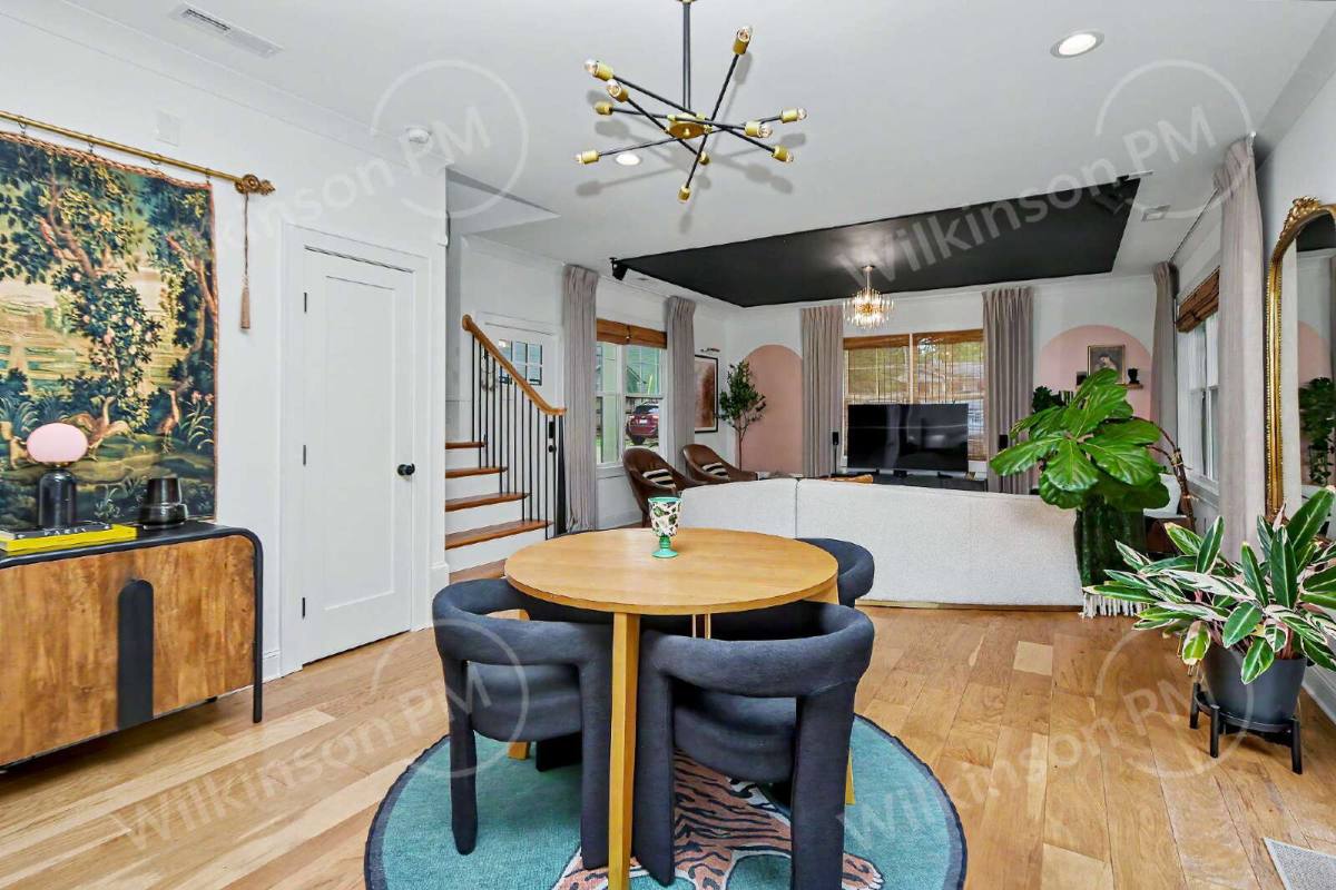 Townhouse for rent at 221 S Gardner Ave, Charlotte, NC 28208