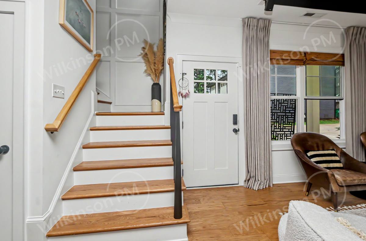 Townhouse for rent at 221 S Gardner Ave, Charlotte, NC 28208