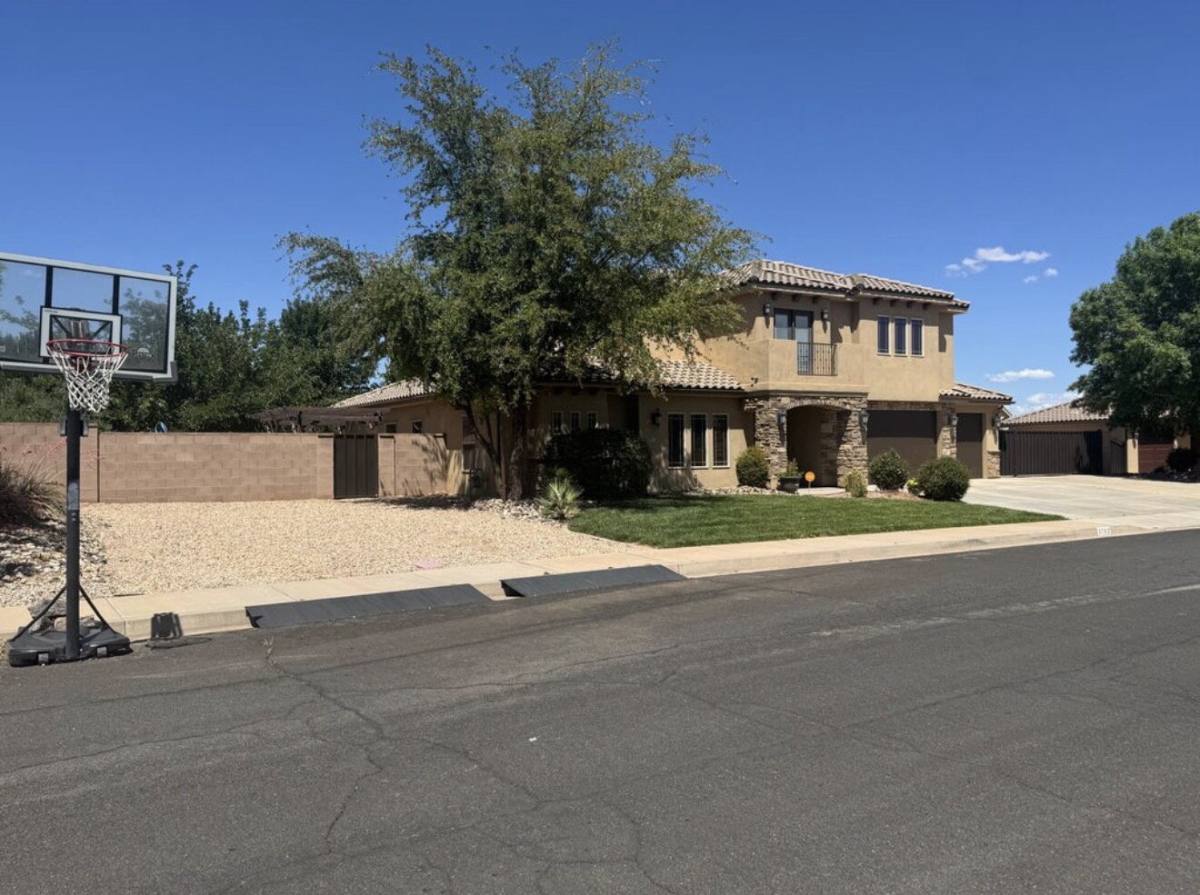 House for rent at 3782 S Brade Lane, Washington, UT 84780