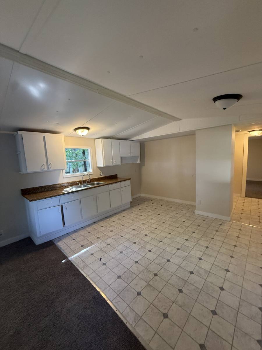 House for rent at 137 Barrington Dr, Madison Heights, VA 24572