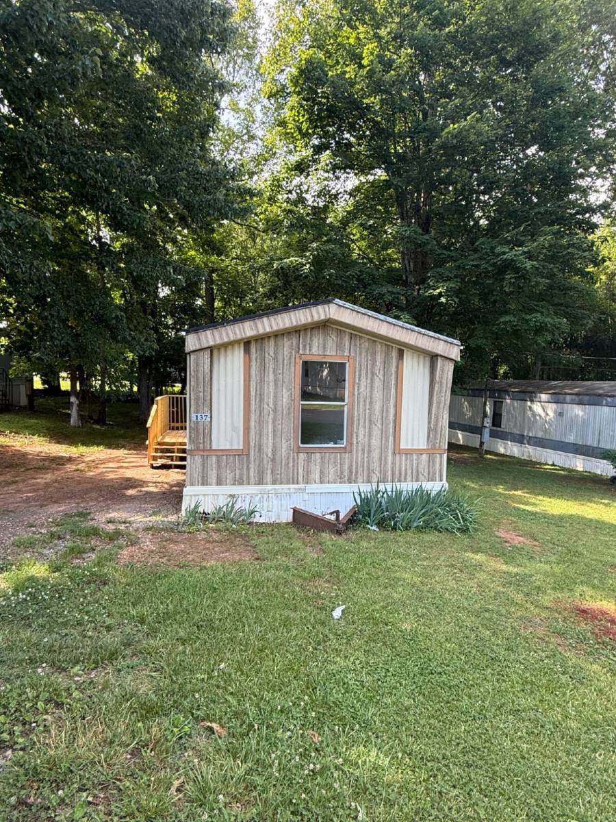 House for rent at 137 Barrington Dr, Madison Heights, VA 24572