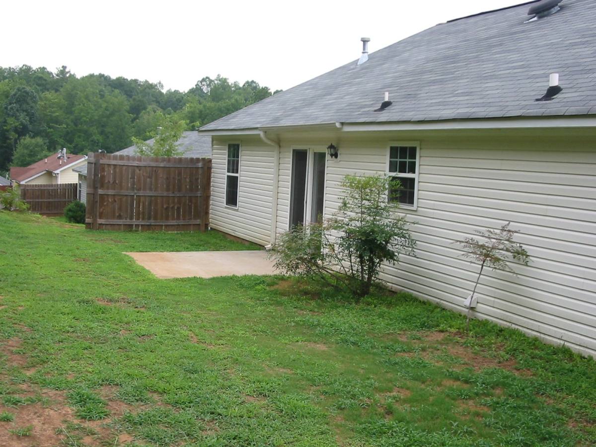 House for rent at 26 Connie Trail, Grantville, GA 30220