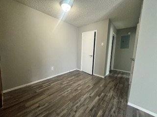 Apartment for rent at 8300 Calmont Ave, Fort Worth, TX 76116