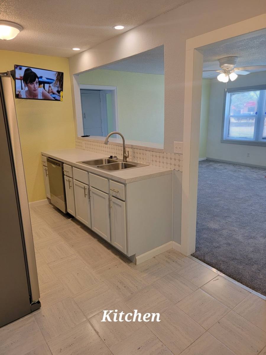 House for rent at 2154 S Seneca St, Wichita, KS 67213