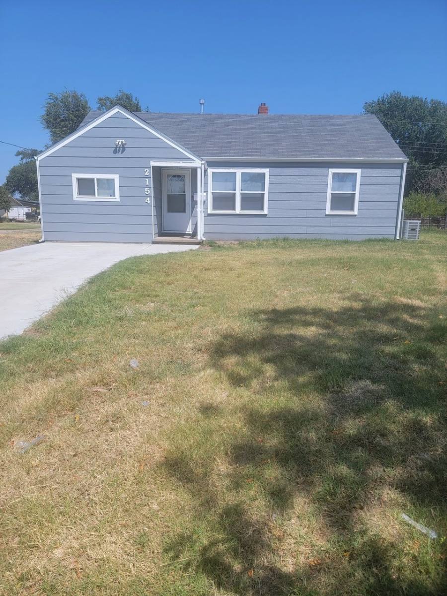 House for rent at 2154 S Seneca St, Wichita, KS 67213