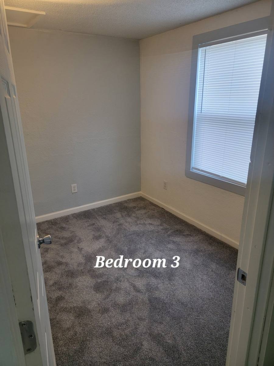 House for rent at 2154 S Seneca St, Wichita, KS 67213