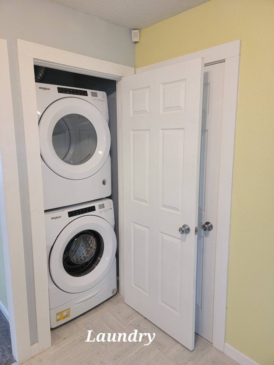 House for rent at 2154 S Seneca St, Wichita, KS 67213