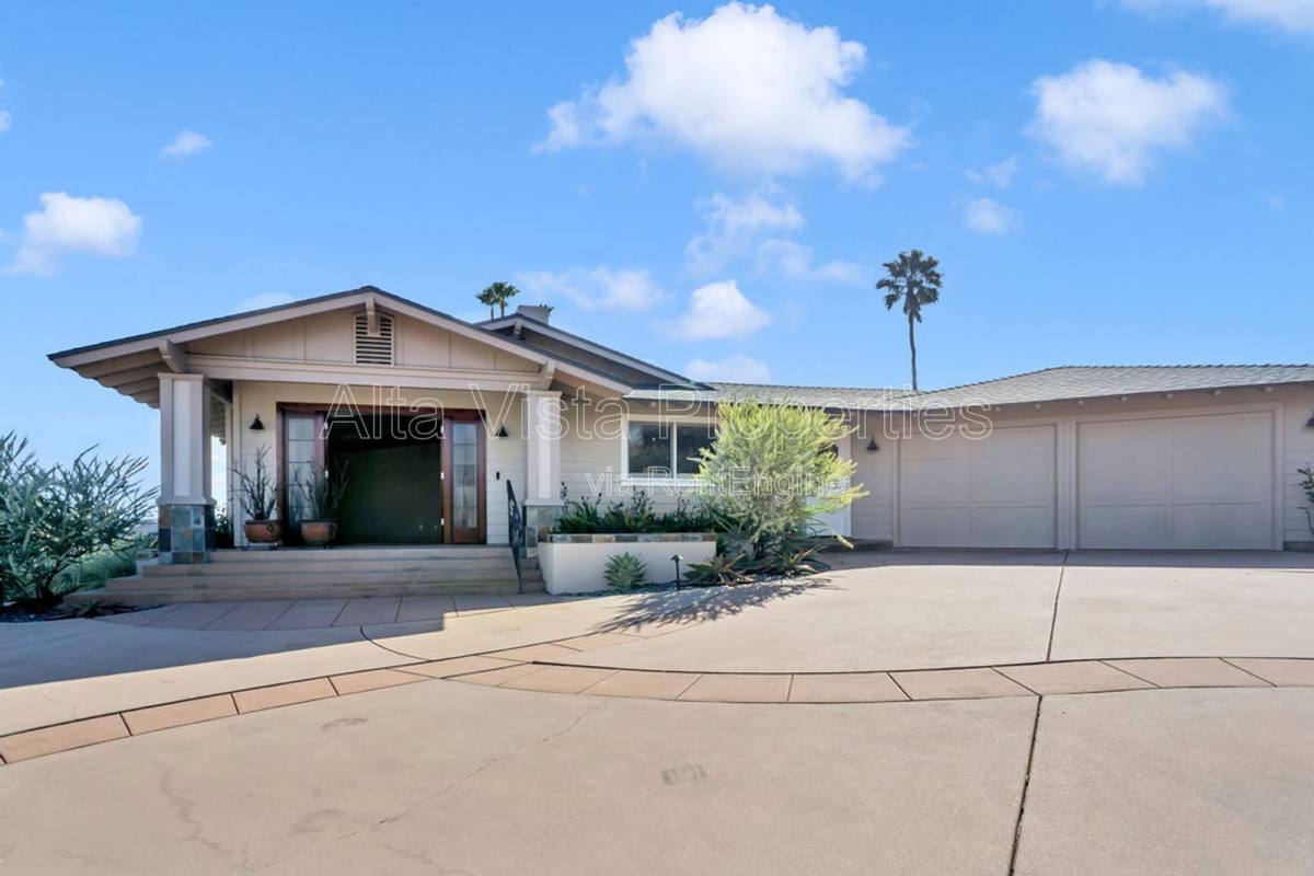 House for rent at 5940 La Jolla Mesa Dr, La Jolla, CA 92037