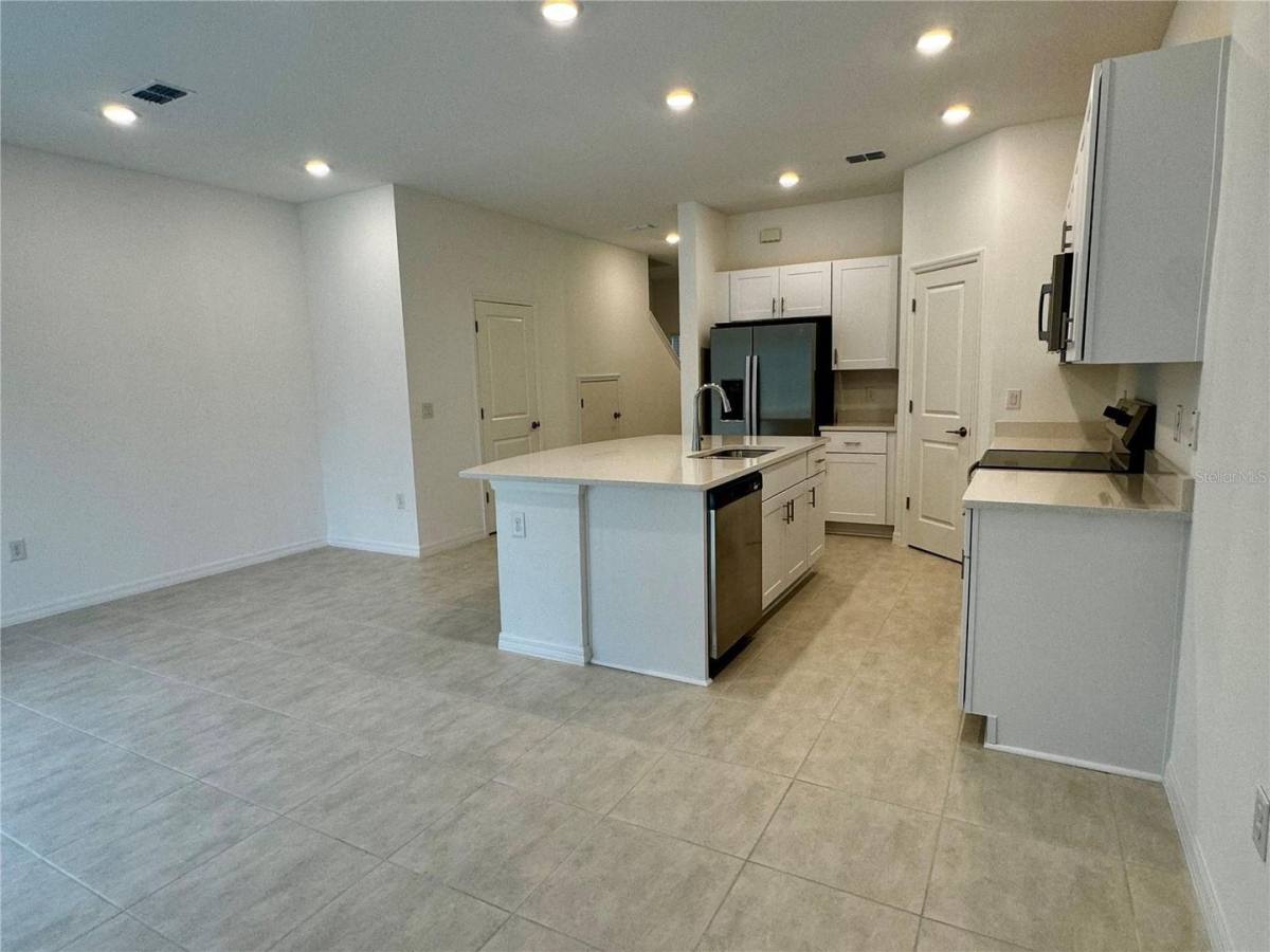 Townhouse for rent at 3037 Canary Ave, Davenport, FL 33837