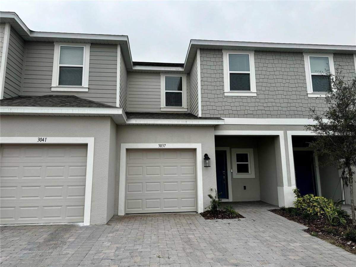 Townhouse for rent at 3037 Canary Ave, Davenport, FL 33837