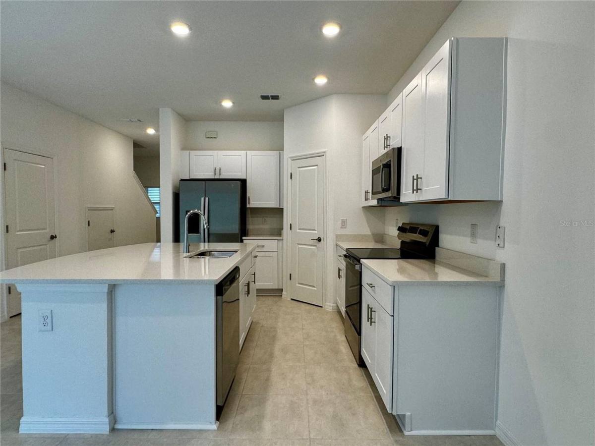 Townhouse for rent at 3037 Canary Ave, Davenport, FL 33837