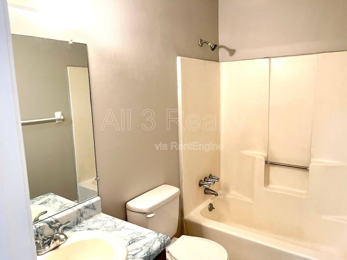Apartment for rent at 120 Meadowbrook Court #C, Fayetteville, GA 30215