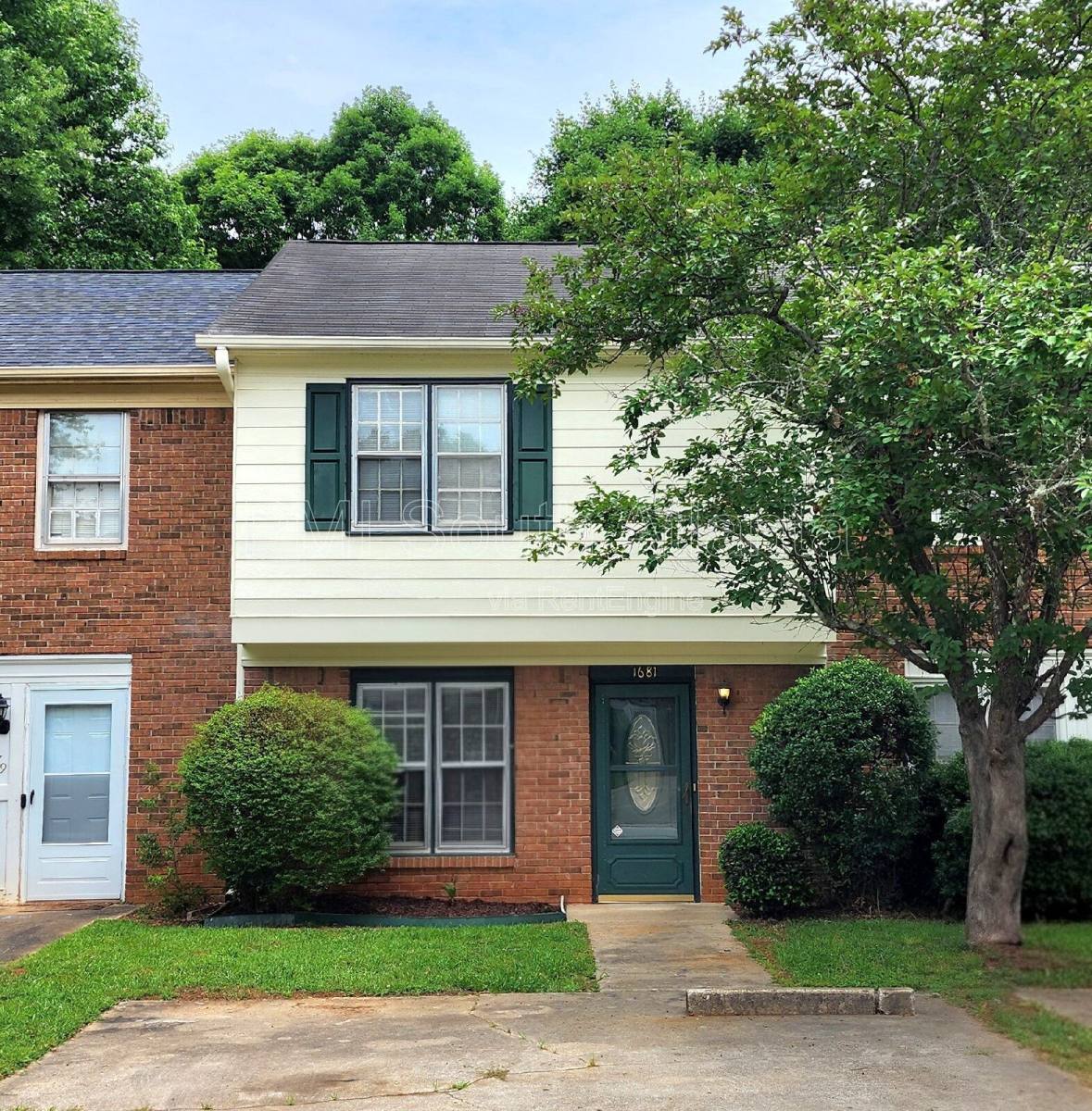 Townhouse for rent at 1681 Winchester Way SE, Conyers, GA 30013