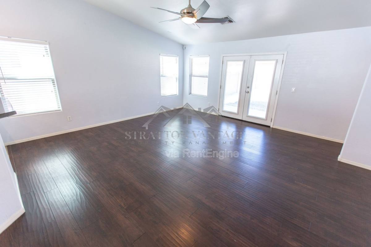 House for rent at 21162 E Aspen Valley Dr, Queen Creek, AZ 85142