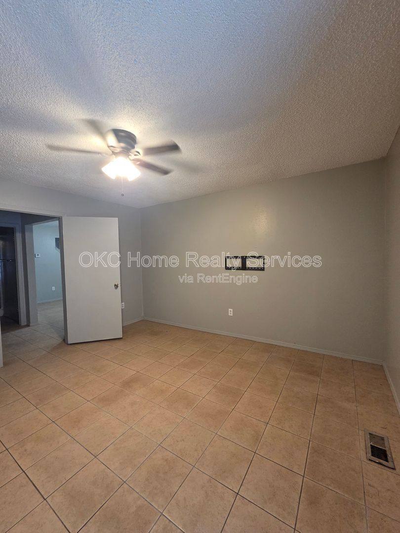 House for rent at 6715 Lyrewood Lane, Oklahoma City, OK 73132