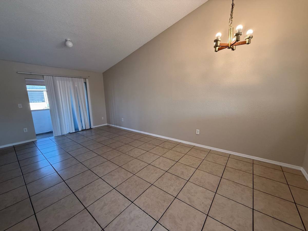 Apartment for rent at 4705 Almond Willow Dr, Orlando, FL 32808