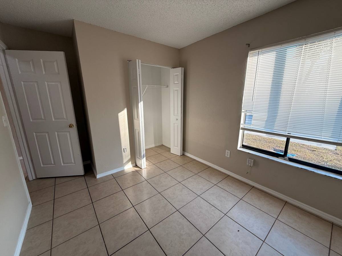 Apartment for rent at 4705 Almond Willow Dr, Orlando, FL 32808