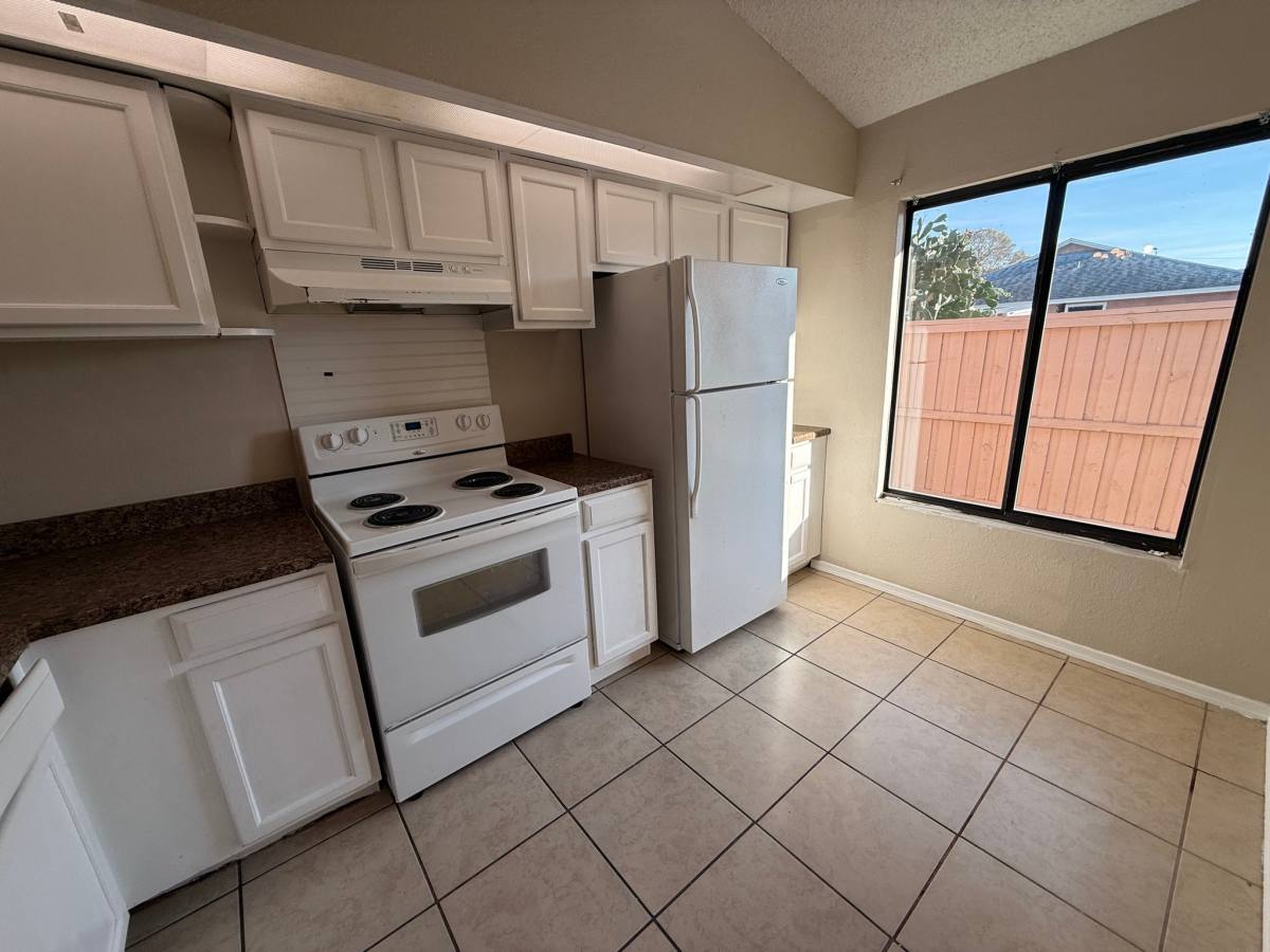 Apartment for rent at 4705 Almond Willow Dr, Orlando, FL 32808