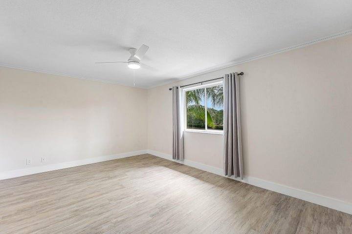 Townhouse for rent at 2482 Cordoba Bend, Fort Lauderdale, FL 33327