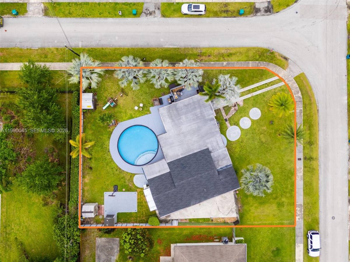 House for rent at 11220 SW 181st Terrace, Miami, FL 33157