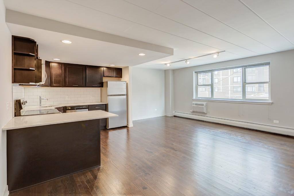 Apartment for rent at 6119 N Kenmore Ave #101, Chicago, IL 60660