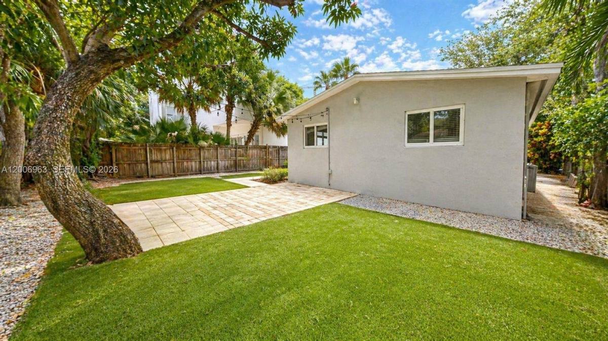 House for rent at 3630 Percival Ave, Miami, FL 33133