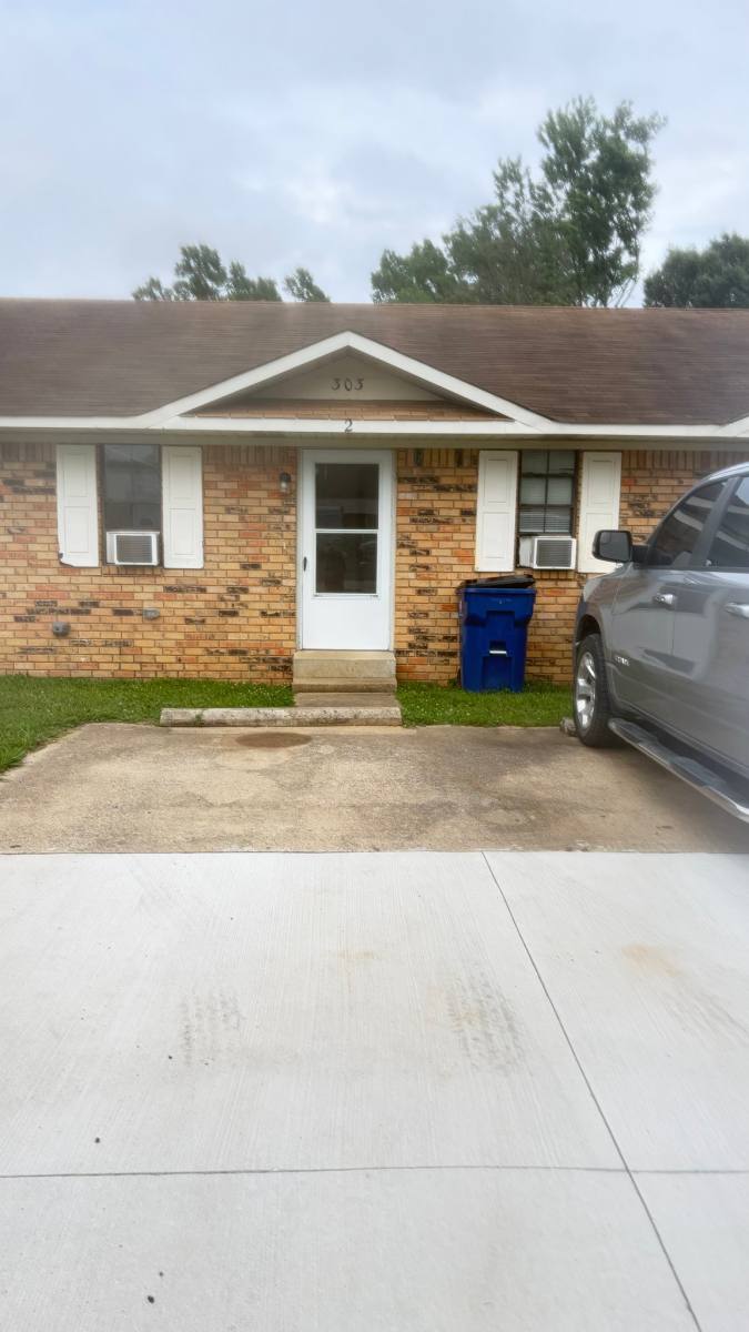 Apartment for rent at 303 S 10th St #2, Cabot, AR 72023